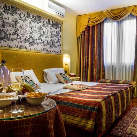 Lvg Collection - La Bussola Hotel Novara