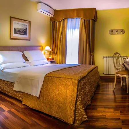 Lvg Collection - La Bussola 4* Novara