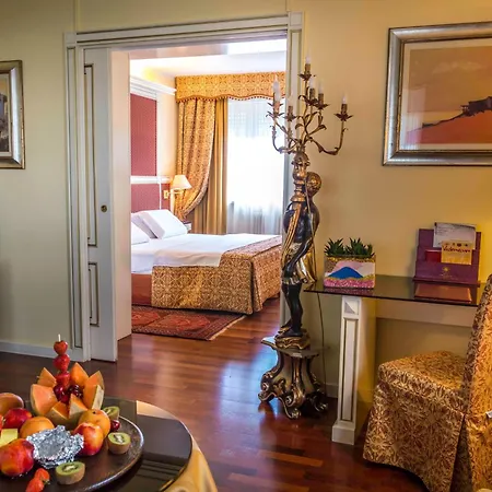 Hotel Lvg Collection - La Bussola Novara