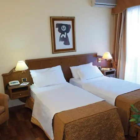 Lvg Collection - La Bussola Hotel