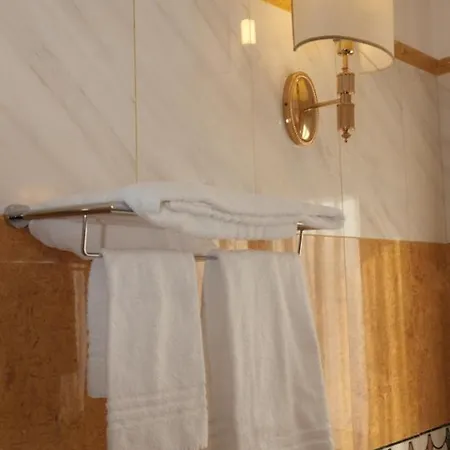 Hotel Lvg Collection - La Bussola 4*