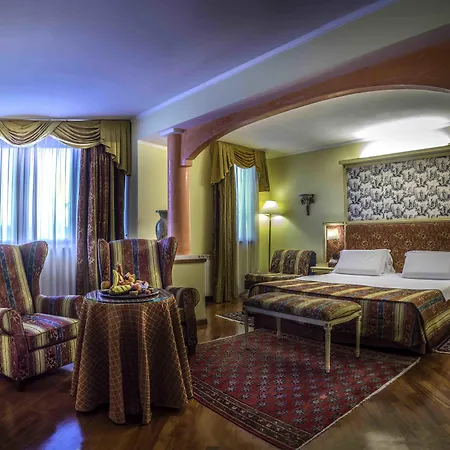 Lvg Collection - La Bussola 4*