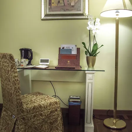 Lvg Collection - La Bussola Hotel 4*