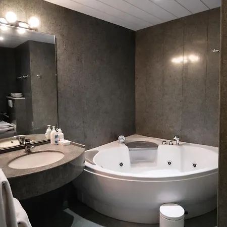 La Bussola 4* Novara