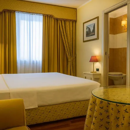 Lvg Collection - La Bussola Hotel
