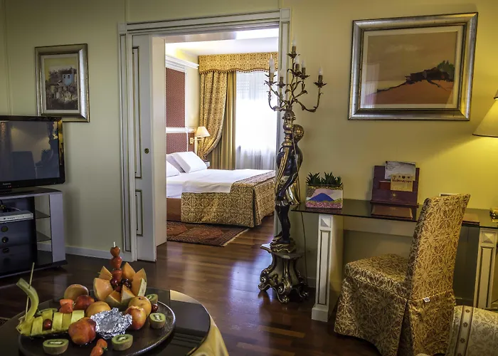 Hotel Lvg Collection - La Bussola 4*